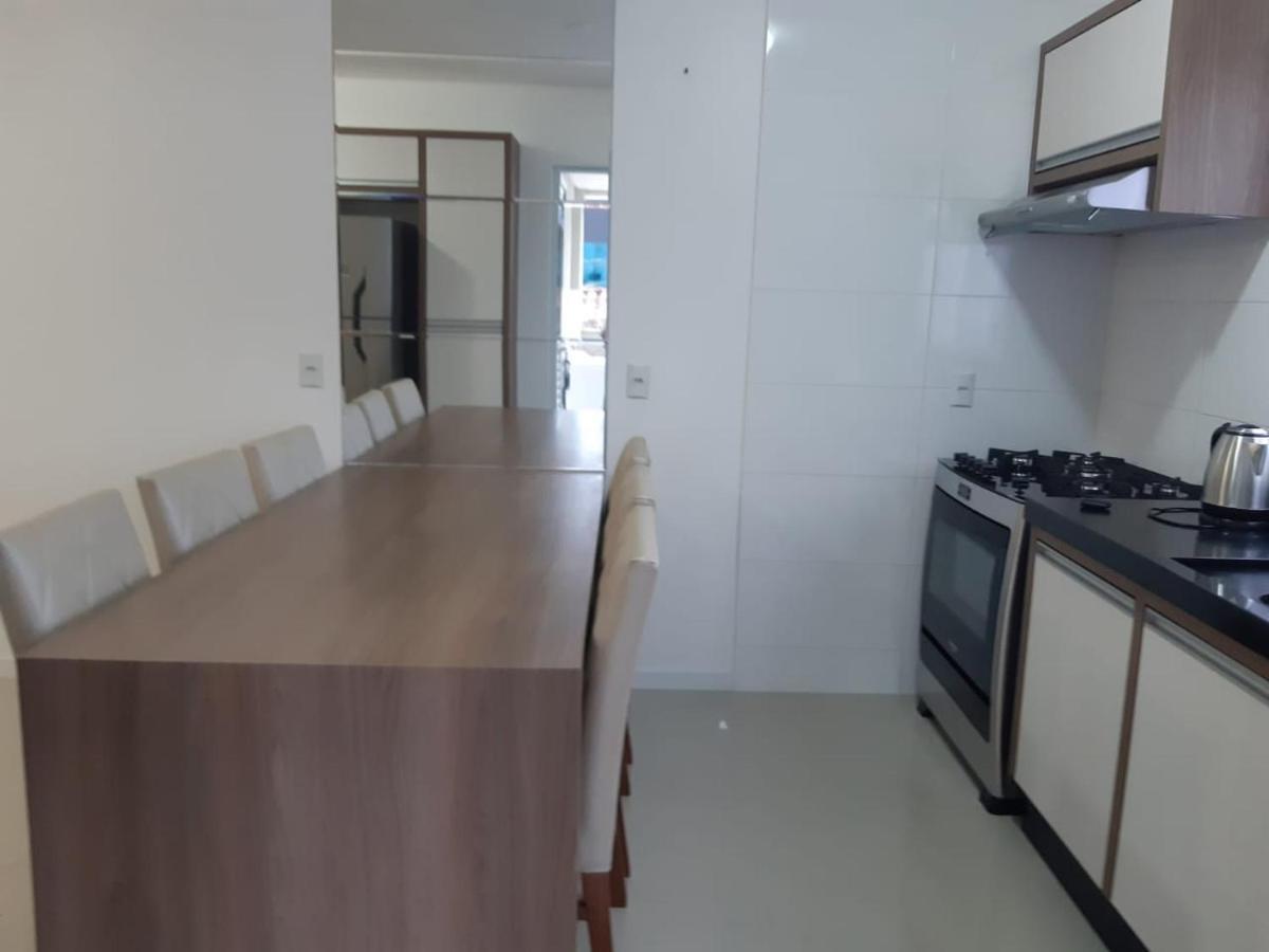 Apartamento 2 Dormitorio Praia De Bombas 邦比尼亚斯 外观 照片